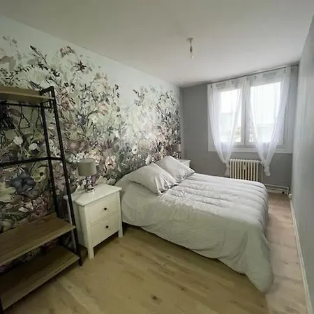 Urbain A Deux Pas De La Daire