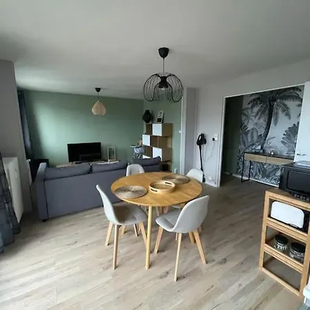 Appartamento Urbain A Deux Pas De La *